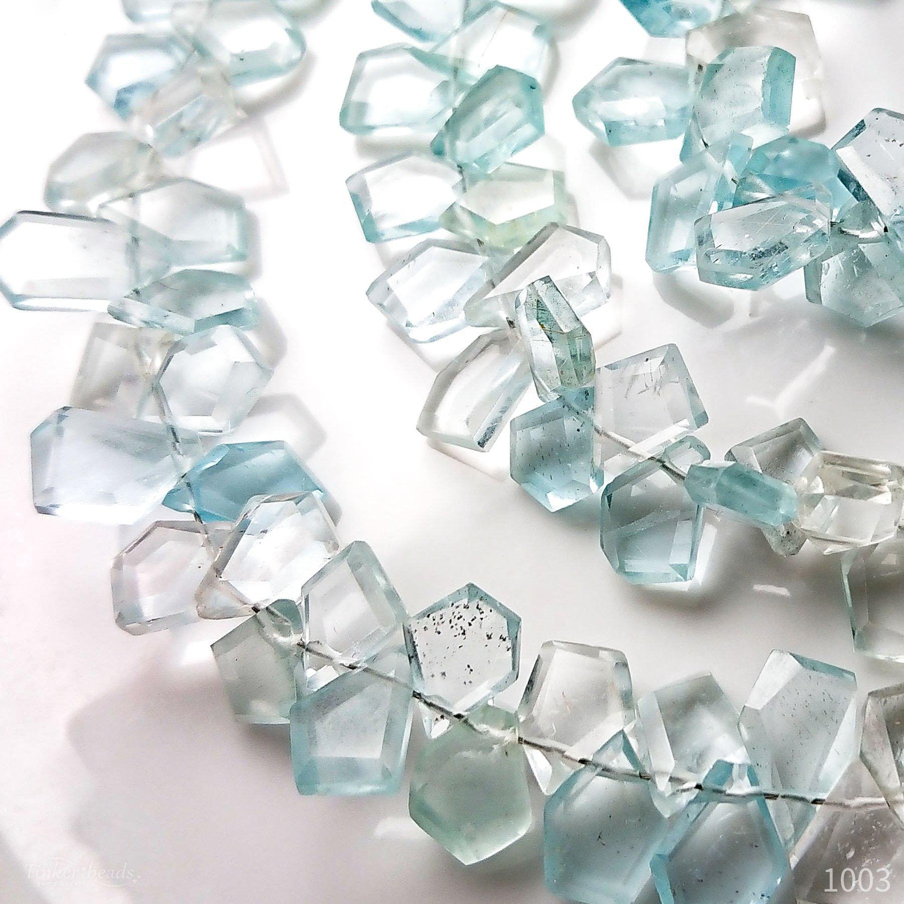 高品質　アクアマリン　天然石　ラフカット　透明感　10粒 天然アクアマリン 淡いブルー 1.00ct ファンシーカット 宝石販売
