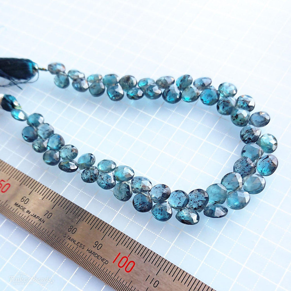 斜め穴有り】モスカイヤナイト 8mmペアシェイプ – Tinker*beads.jp