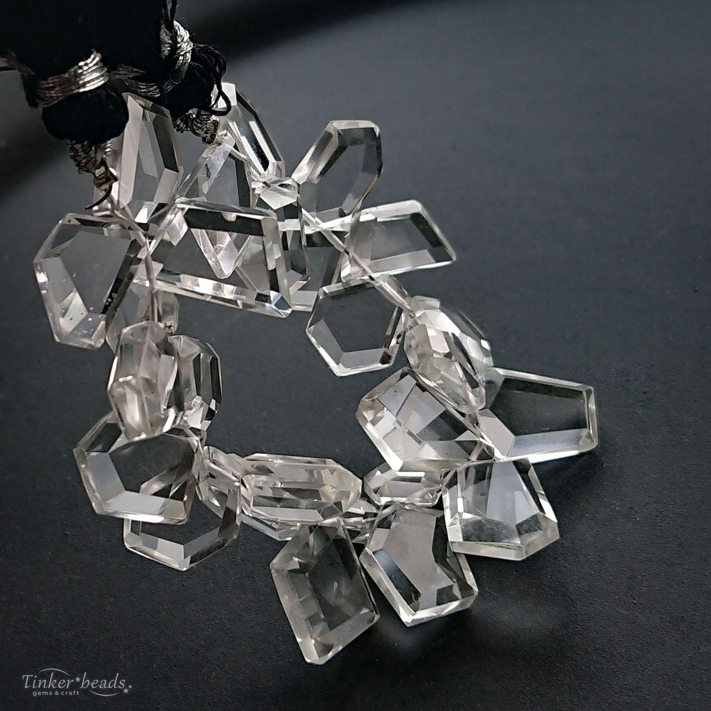 贝壳光 极光碎雪 ダイカット加工 6cm×5m 100cm/loop 貝殻おまかせ5個セット(殻口0.8~0.9cm) | オカヤドカリショップ BiTa